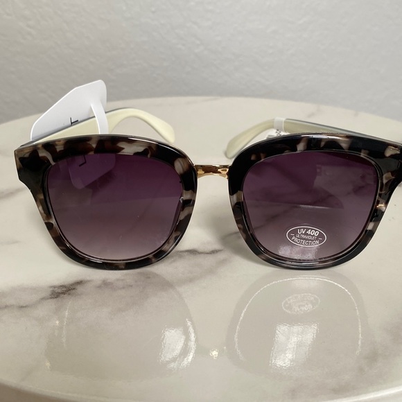 Lunettes De Soleil VANI V3013 – Protection UV400 – Verres Marron, Monture Noire
